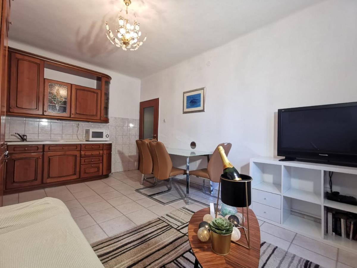 Apartment Lionel Спліт Екстер'єр фото